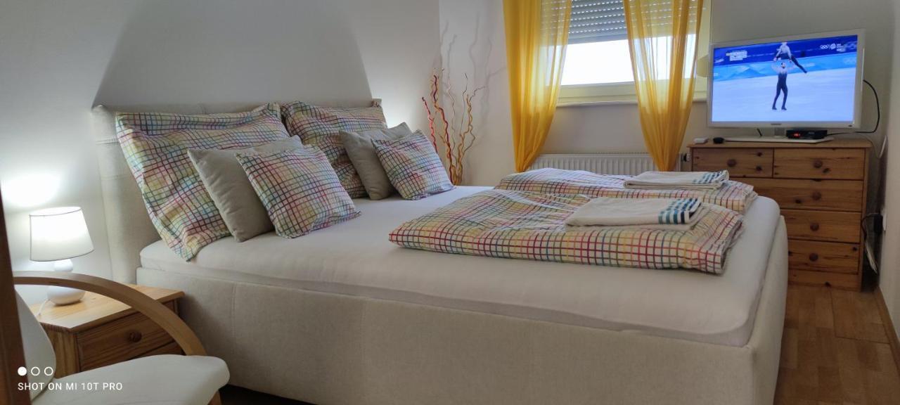 Meszaros Apartman Bük Buitenkant foto