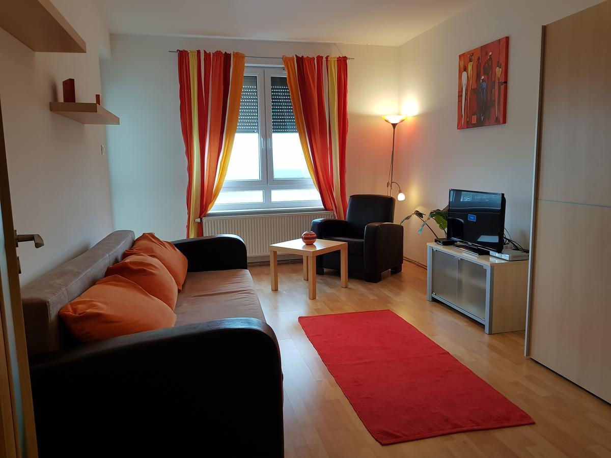 Meszaros Apartman Bük Buitenkant foto