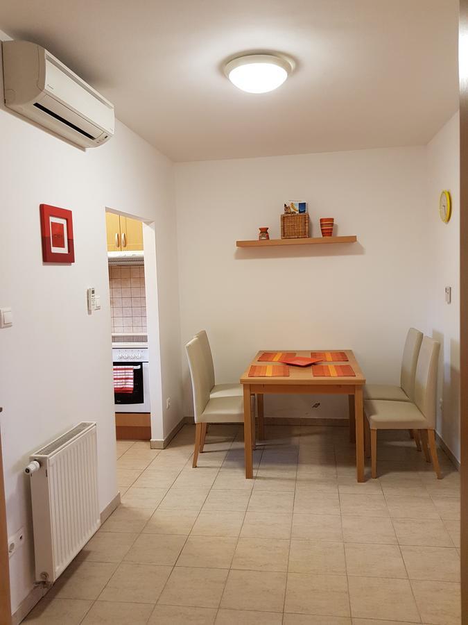 Meszaros Apartman Bük Buitenkant foto